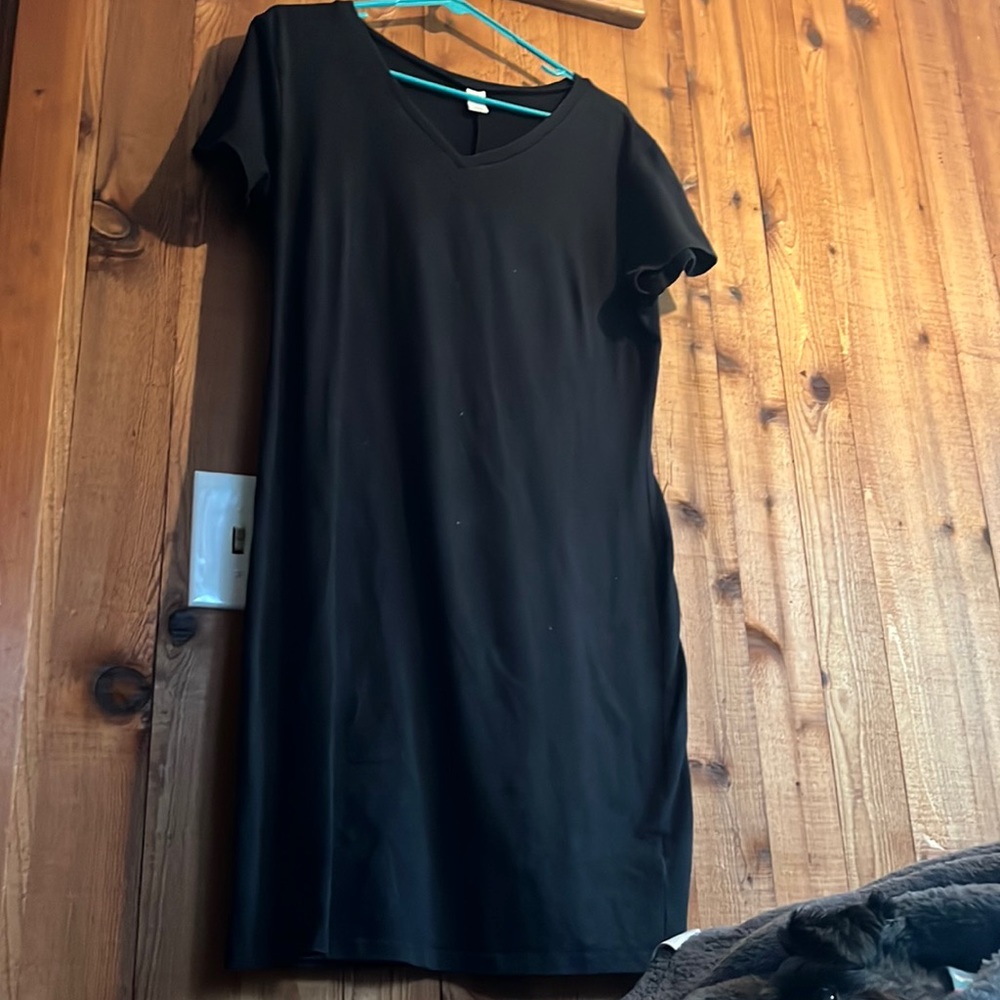 L Fitted Old Navy Black Dress